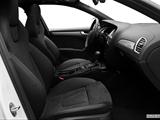  Passenger seat photo