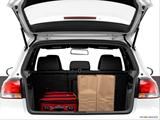  Trunk props photo