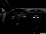  Centered wide dash shot photo