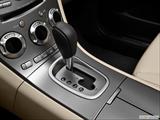  Gear shifter/center console photo