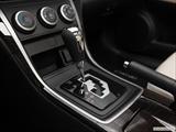  Gear shifter/center console photo