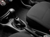  Gear shifter/center console photo