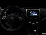  Centered wide dash shot photo