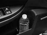  Cup holder prop (tertiary) photo