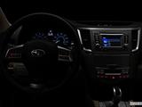 Centered wide dash shot photo