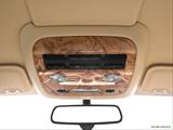  Courtesy lamps/ceiling controls photo