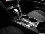  Gear shifter/center console photo