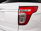  Passenger Side Taillight photo
