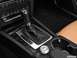  Gear shifter/center console photo