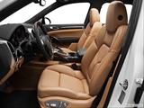  Front seats from Drivers Side photo