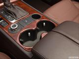 Cup holders photo
