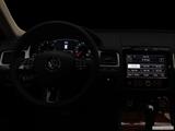  Centered wide dash shot photo