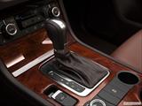  Gear shifter/center console photo