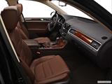  Passenger seat photo