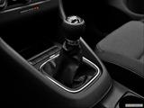  Gear shifter/center console photo
