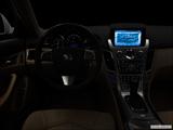  Centered wide dash shot photo