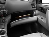  Glove box open photo