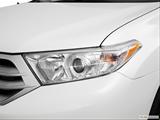  Drivers Side Headlight photo