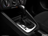  Gear shifter/center console photo