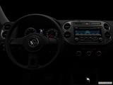  Centered wide dash shot photo