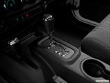  Gear shifter/center console photo