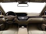  Dashboard, center console, gear shifter view photo
