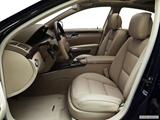  Front seats from Drivers Side photo