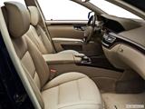  Passenger seat photo