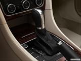  Gear shifter/center console photo