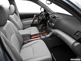  Passenger seat photo
