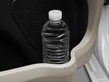  Cup holder prop (tertiary) photo