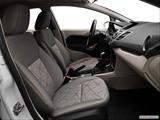  Passenger seat photo