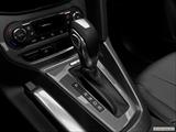  Gear shifter/center console photo