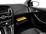  Glove box open photo