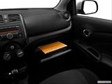  Glove box open photo