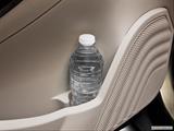  Cup holder prop (tertiary) photo