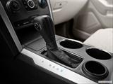  Gear shifter/center console photo