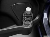  Cup holder prop (tertiary) photo
