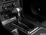  Gear shifter/center console photo