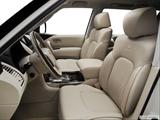  Front seats from Drivers Side photo