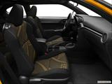  Passenger seat photo