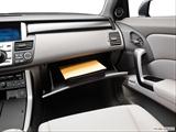  Glove box open photo