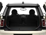  Hatchback & SUV rear angle photo