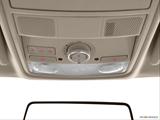  Courtesy lamps/ceiling controls photo