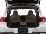  Hatchback & SUV rear angle photo