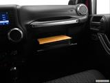  Glove box open photo