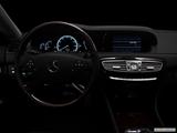  Centered wide dash shot photo