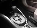  Gear shifter/center console photo