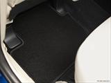  Rear driver's side floor mat. Mid-seat level from outside looking in photo