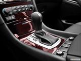  Gear shifter/center console photo